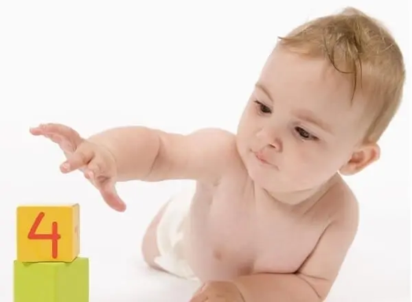 Які вітаміни потрібні малюкові на першому році життя